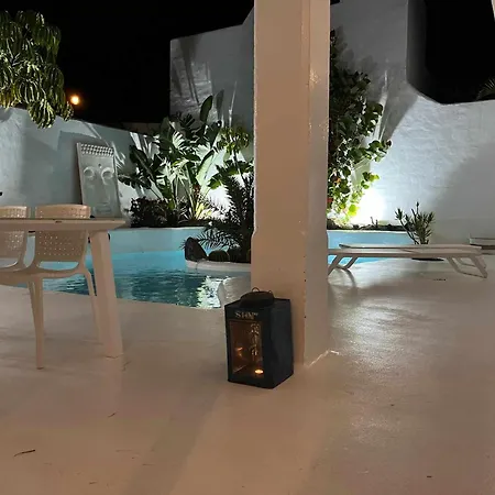 Guajara Piscina Climatiz Jacuzzi 714 * Corralejo